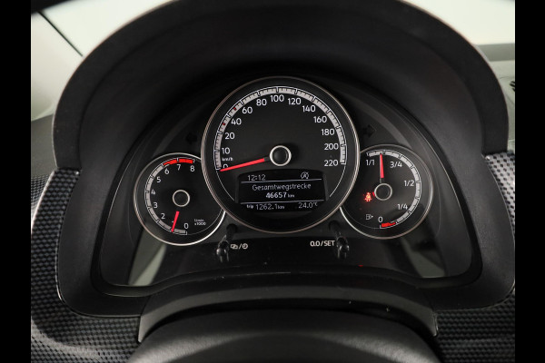Volkswagen up! 1.0 Move Up! 65 pk | Navigatie via App | Parkeersensoren achter | Achteruitrijcamera | Cruise control | Stoelverwarming |