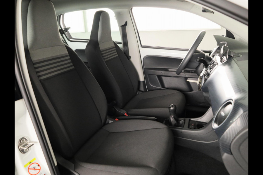 Volkswagen up! 1.0 Move Up! 65 pk | Navigatie via App | Parkeersensoren achter | Achteruitrijcamera | Cruise control | Stoelverwarming |
