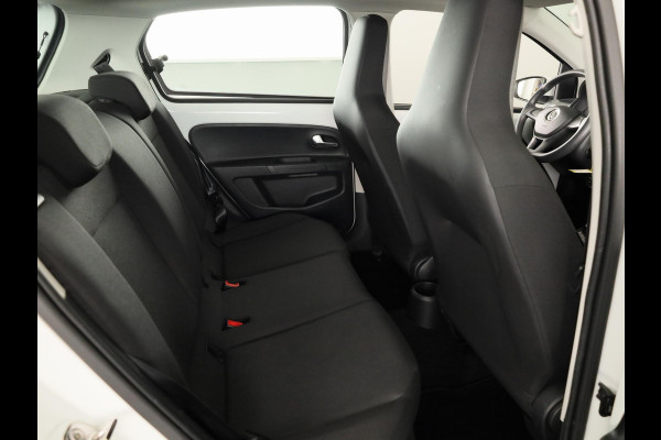 Volkswagen up! 1.0 Move Up! 65 pk | Navigatie via App | Parkeersensoren achter | Achteruitrijcamera | Cruise control | Stoelverwarming |