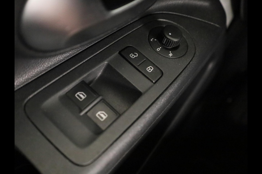 Volkswagen up! 1.0 Move Up! 65 pk | Navigatie via App | Parkeersensoren achter | Achteruitrijcamera | Cruise control | Stoelverwarming |