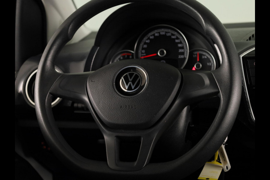 Volkswagen up! 1.0 Move Up! 65 pk | Navigatie via App | Parkeersensoren achter | Achteruitrijcamera | Cruise control | Stoelverwarming |