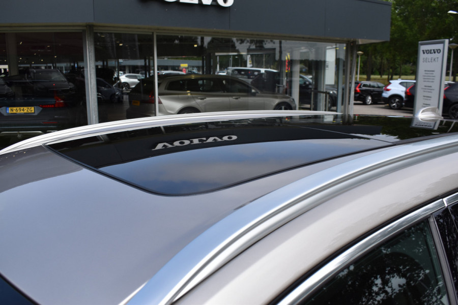 Volvo XC60 T6 350PK Automaat Plug-in hybrid AWD Plus Bright H&K | 360 Camera | Panodak | Stoelverwarming | ACC | 19"LMV