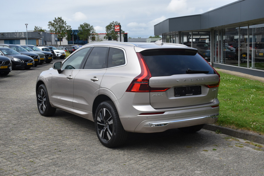 Volvo XC60 T6 350PK Automaat Plug-in hybrid AWD Plus Bright H&K | 360 Camera | Panodak | Stoelverwarming | ACC | 19"LMV
