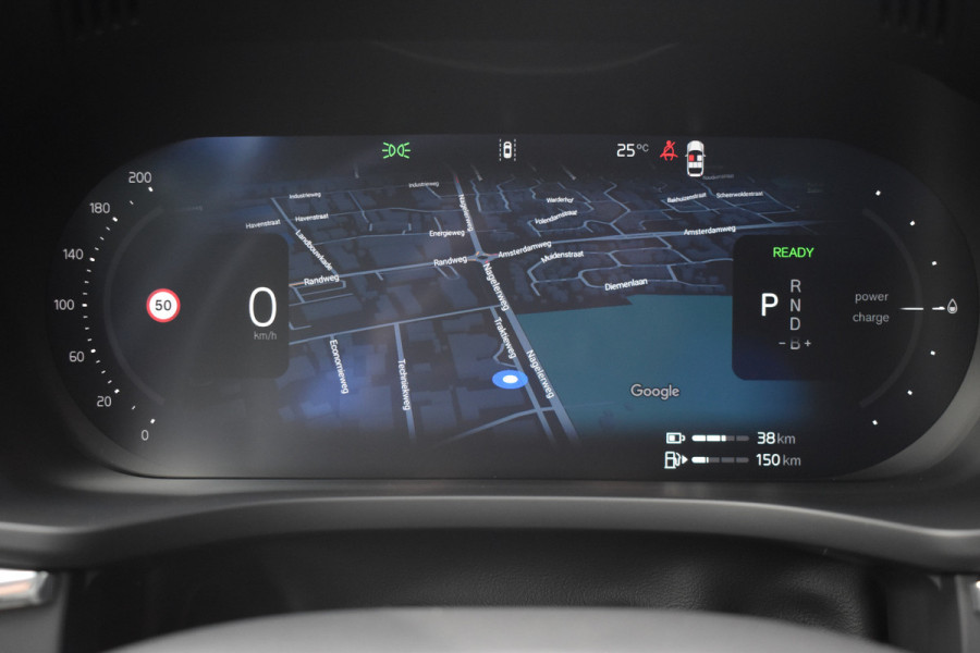 Volvo XC60 T6 350PK Automaat Plug-in hybrid AWD Plus Bright H&K | 360 Camera | Panodak | Stoelverwarming | ACC | 19"LMV