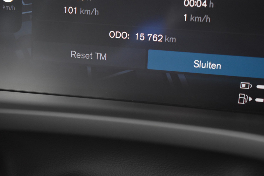 Volvo XC60 T6 350PK Automaat Plug-in hybrid AWD Plus Bright H&K | 360 Camera | Panodak | Stoelverwarming | ACC | 19"LMV