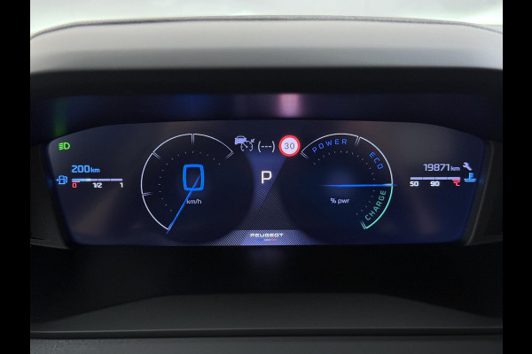 Peugeot 2008 1.2 Hybrid 136 Allure 19000 KM ! | ADAPTIVE CRUISE CONTROL | FULL LED | CAMERA VOOR & ACHTER | DIGITAL DASH | KEYLESS START | PARKEERSENSOREN V+A | DODEHOEKDETECTIE | ALL-IN PRIJS INCL. 12 MND BOVAG GARANTIE |