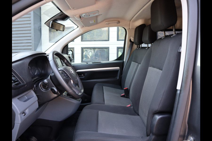 Toyota ProAce Worker 2.0 D 145pk Euro 6 - DC 6 Pers. - Trekhaak - Apple