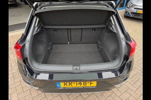 Volkswagen T-Roc 1.0 TSI Style 2018 Digitaal NAVI CLIMA NAP!