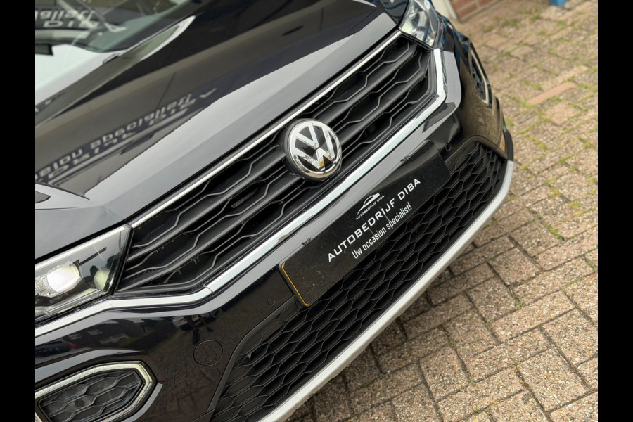 Volkswagen T-Roc 1.0 TSI Style 2018 Digitaal NAVI CLIMA NAP!