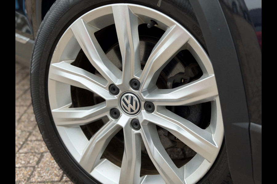 Volkswagen T-Roc 1.0 TSI Style 2018 Digitaal NAVI CLIMA NAP!