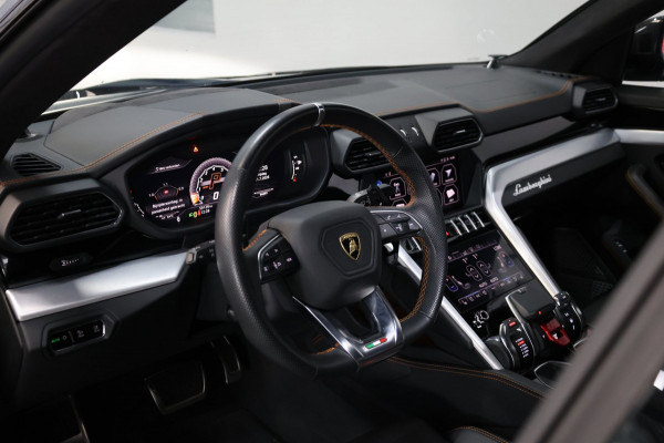 Lamborghini Urus 4.0 V8 NOVITEC 780+PK FULL CARBON/3D B&O/PANO/ACHTERAS.B/LEDER+MASSAGE/23" LMV/360 CAM/ACC/ECC/12 MND GARANTIE!