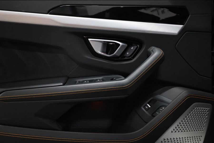 Lamborghini Urus 4.0 V8 NOVITEC 780+PK FULL CARBON/3D B&O/PANO/ACHTERAS.B/LEDER+MASSAGE/23" LMV/360 CAM/ACC/ECC/12 MND GARANTIE!