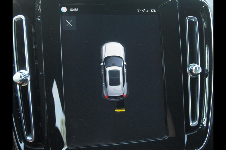 Volvo XC40 Recharge P8 AWD R-Design | SOH 91% | Trekhaak | Warmtepomp | Parkeersensoren | Apple Carplay | ACC |  NL-Auto |