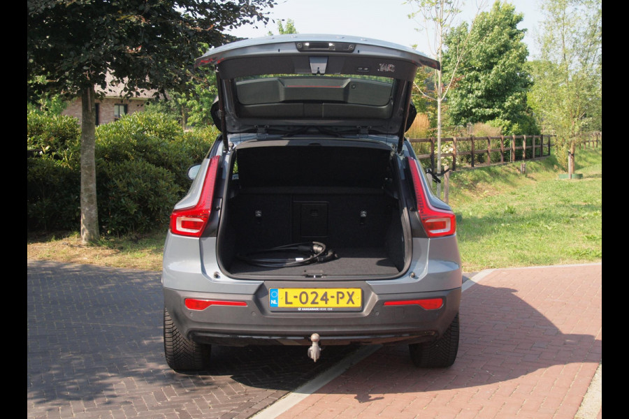 Volvo XC40 Recharge P8 AWD R-Design | SOH 91% | Trekhaak | Warmtepomp | Parkeersensoren | Apple Carplay | ACC |  NL-Auto |