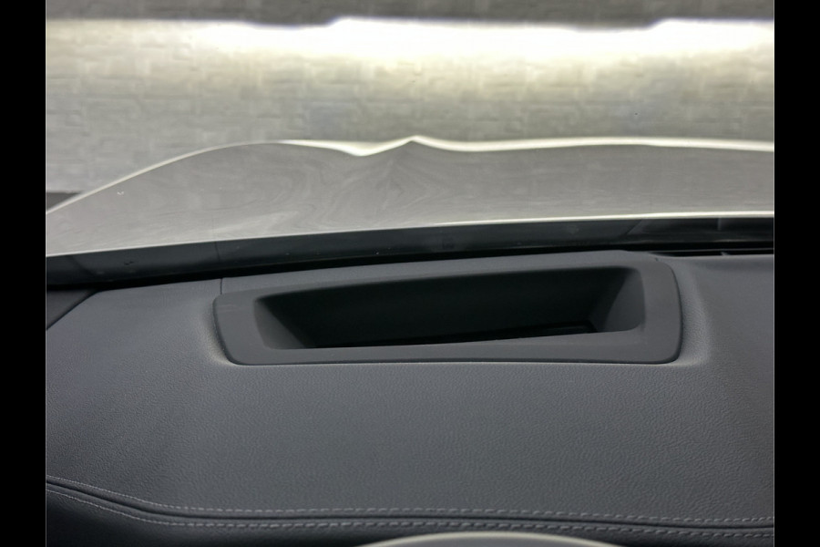BMW iX3 M-Sport 80 kWh | Panorama | 360 Camera | ACC | Leder | 99% SOH | Head-Up | Keyless-Entry | Harman-Kardon | Memory | Dodehoek | 3-Zone Clima | Sfeerverlichting | Carplay | ISO-Glas | Draadloos Laden | Bovag Garantie |