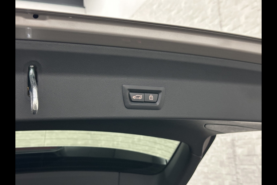BMW iX3 M-Sport 80 kWh | Panorama | 360 Camera | ACC | Leder | 99% SOH | Head-Up | Keyless-Entry | Harman-Kardon | Memory | Dodehoek | 3-Zone Clima | Sfeerverlichting | Carplay | ISO-Glas | Draadloos Laden | Bovag Garantie |