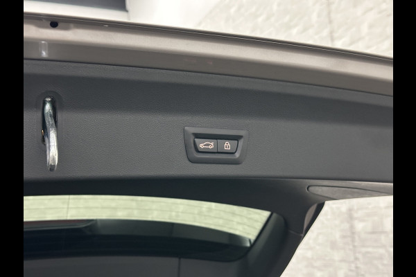 BMW iX3 M-Sport 80 kWh | Panorama | 360 Camera | ACC | Leder | 99% SOH | Head-Up | Keyless-Entry | Harman-Kardon | Memory | Dodehoek | 3-Zone Clima | Sfeerverlichting | Carplay | ISO-Glas | Draadloos Laden | Bovag Garantie |