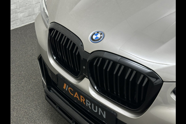 BMW iX3 M-Sport 80 kWh | Panorama | 360 Camera | ACC | Leder | 99% SOH | Head-Up | Keyless-Entry | Harman-Kardon | Memory | Dodehoek | 3-Zone Clima | Sfeerverlichting | Carplay | ISO-Glas | Draadloos Laden | Bovag Garantie |