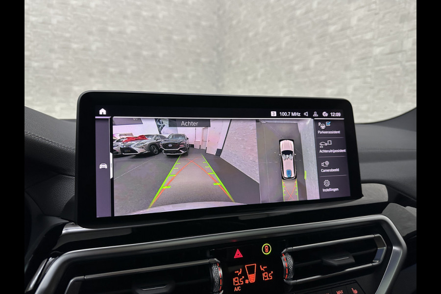 BMW iX3 M-Sport 80 kWh | Panorama | 360 Camera | ACC | Leder | 99% SOH | Head-Up | Keyless-Entry | Harman-Kardon | Memory | Dodehoek | 3-Zone Clima | Sfeerverlichting | Carplay | ISO-Glas | Draadloos Laden | Bovag Garantie |