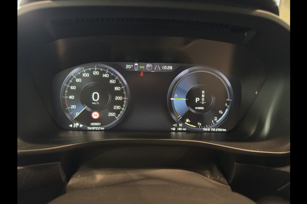 Volvo XC40 T5 Aut. Plug-in Hybrid Plus Dark ACC Leder Trekhaak Panoramadak 252pk