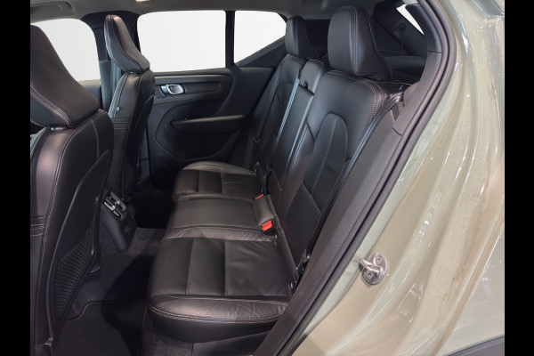 Volvo XC40 T5 Aut. Plug-in Hybrid Plus Dark ACC Leder Trekhaak Panoramadak 252pk