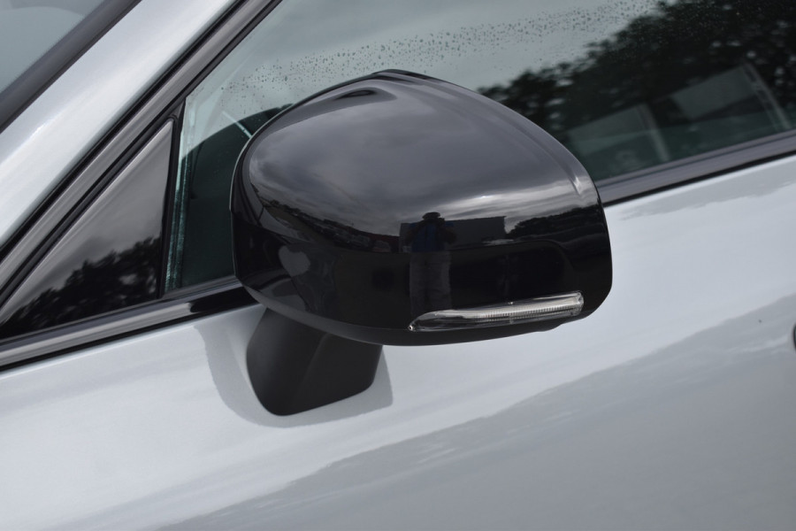 Volvo XC60 T6 350PK Plug-in hybrid AWD Plus Dark Trekhaak | H&K | Panodak | 19"LMV | 360 Camera | Stoelverwarming