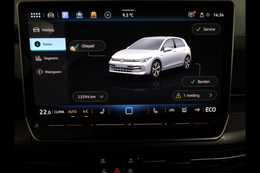 Volkswagen Golf 1.5 eHybrid 50 Edition 204 pk Automaat (DSG) | Verlengde garantie | Navigatie | Parkeersensoren | Achteruitrijcamera | Adaptieve cruise control | Stoelverwarming |