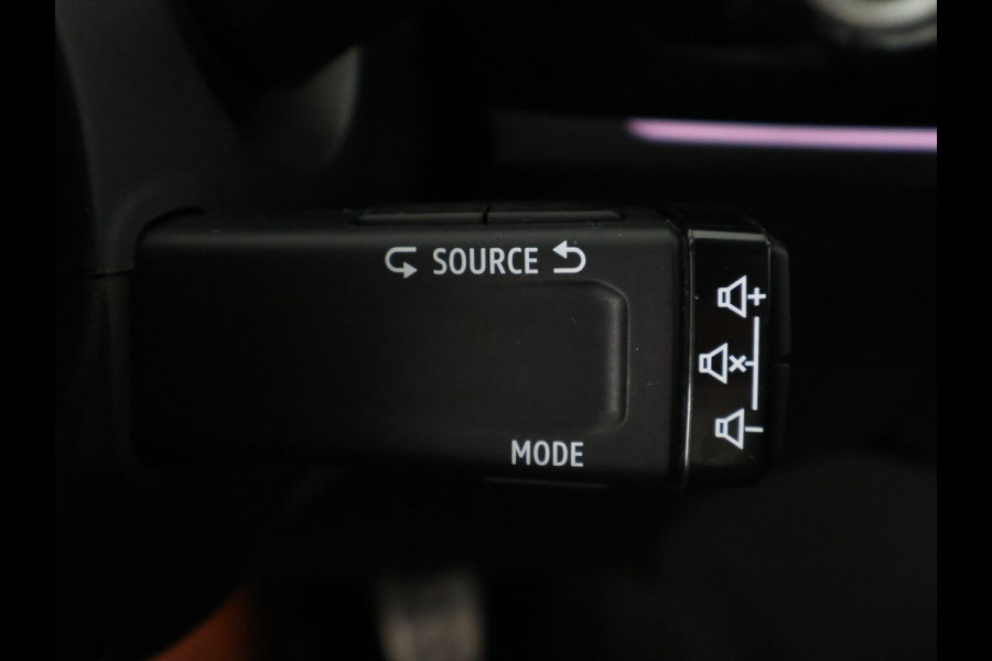 Renault Arkana 1.3 Mild Hybrid 160 R.S. Line Automaat | Trekhaak | Parkeersensoren | Apple Carplay & AndroidAUTO | Bose Premium Audio |