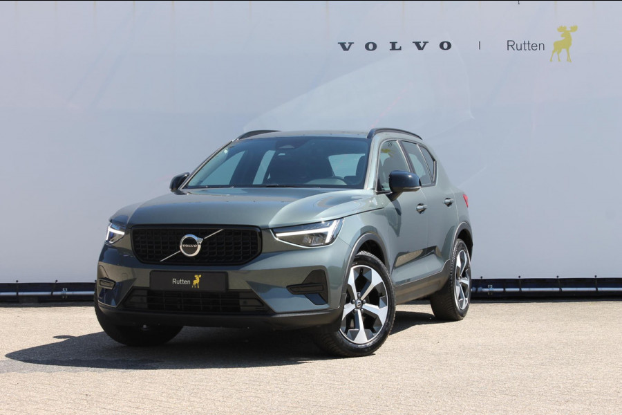 Volvo XC40 B4 211PK Automaat Plus Dark Semi elektrisch wegklapbare trekhaak / Verwarmbare voorruit / Google infotainment / Elektrisch bedienbare bestuurdersstoel met geheugen