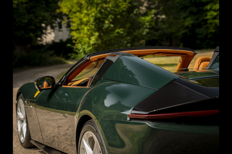 Ferrari 12Cilindri Spider 6.5 V12 | Verde British | Full spec! | Airbrushed shields | Lift