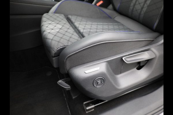 Volkswagen Tiguan 1.5 eTSI R-Line Edition | Head Up | Side Assist | Black Style | Prijs Rijklaar!!
