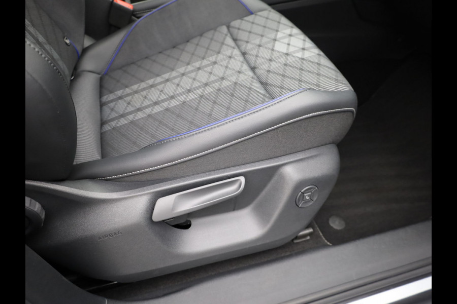 Volkswagen Tiguan 1.5 eTSI R-Line Edition | Head Up | Side Assist | Black Style | Prijs Rijklaar!!