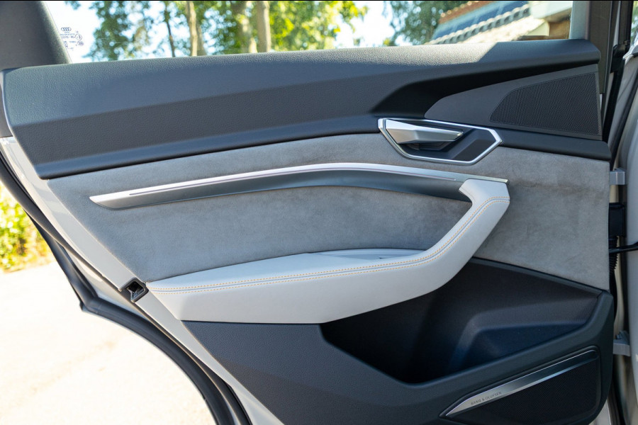 Audi e-tron E-tron 55 quattro advanced Pro Line Plus 95 kWh Soh 95% I Siambiege I Luchtvering I Stoelkoeling & verwarming I B&O