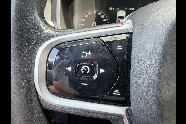 Volvo S90 2.0 D4 Momentum+ | Navigatie | Lederen Bekleding | Trekhaak | Elektrische Achterklep | Stoelverwarming |