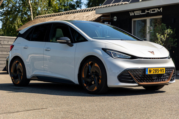 CUPRA Born Copper Edition One 62 kWh Soh 89% I Panoramadak I Adaptive Cruise I 360 Camera I CarPlay I Android I NL Auto I NAP