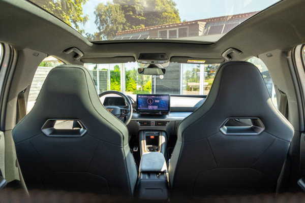 CUPRA Born Copper Edition One 62 kWh Soh 89% I Panoramadak I Adaptive Cruise I 360 Camera I CarPlay I Android I NL Auto I NAP