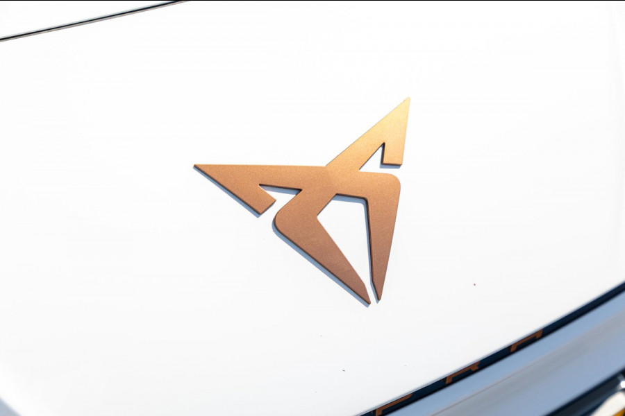CUPRA Born Copper Edition One 62 kWh Soh 89% I Panoramadak I Adaptive Cruise I 360 Camera I CarPlay I Android I NL Auto I NAP
