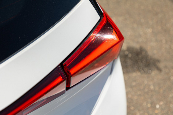 CUPRA Born Copper Edition One 62 kWh Soh 89% I Panoramadak I Adaptive Cruise I 360 Camera I CarPlay I Android I NL Auto I NAP