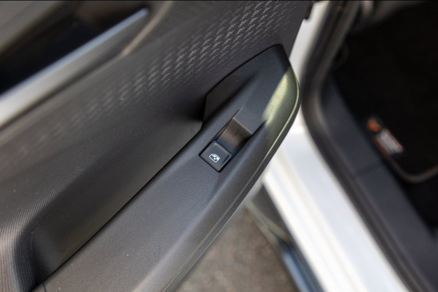 CUPRA Born Copper Edition One 62 kWh Soh 89% I Panoramadak I Adaptive Cruise I 360 Camera I CarPlay I Android I NL Auto I NAP