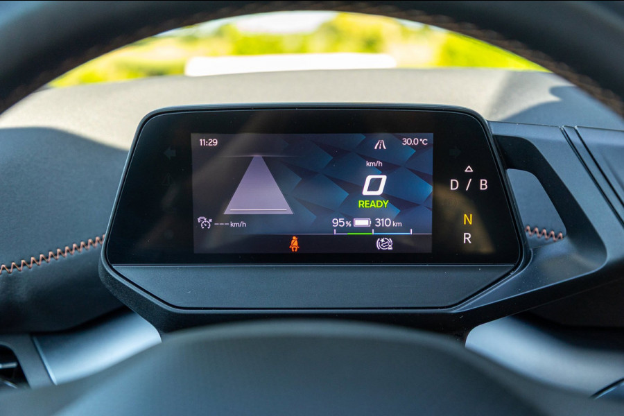 CUPRA Born Copper Edition One 62 kWh Soh 89% I Panoramadak I Adaptive Cruise I 360 Camera I CarPlay I Android I NL Auto I NAP