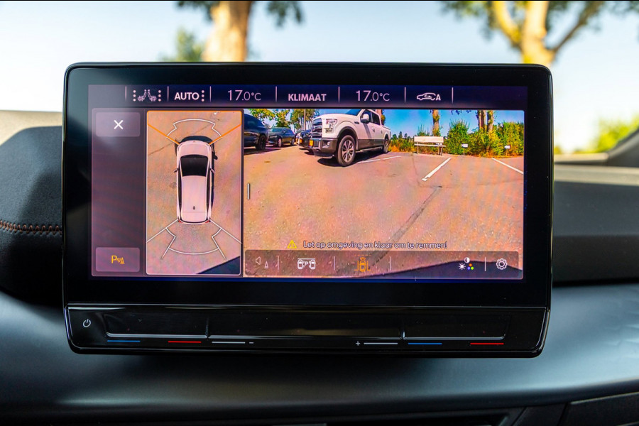 CUPRA Born Copper Edition One 62 kWh Soh 89% I Panoramadak I Adaptive Cruise I 360 Camera I CarPlay I Android I NL Auto I NAP