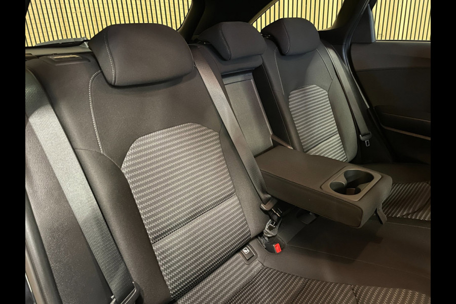 Kia Ceed Sportswagon 1.5 T-GDi DynamicLine GT-Line|160PK|AUTOMAAT|ACC|CARPLAY|CAMERA|STOEL+STUURVERW.|CLIMATE+CRUISE|1 EIG|IN.BTW|