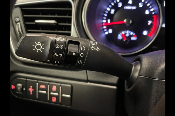 Kia Ceed Sportswagon 1.5 T-GDi DynamicLine GT-Line|160PK|AUTOMAAT|ACC|CARPLAY|CAMERA|STOEL+STUURVERW.|CLIMATE+CRUISE|1 EIG|IN.BTW|