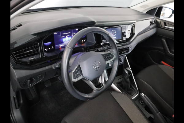 Volkswagen Polo 1.0 TSI Life 95 pk | Navigatie via App | Parkeersensoren | Adaptieve cruise control | LED koplampen |