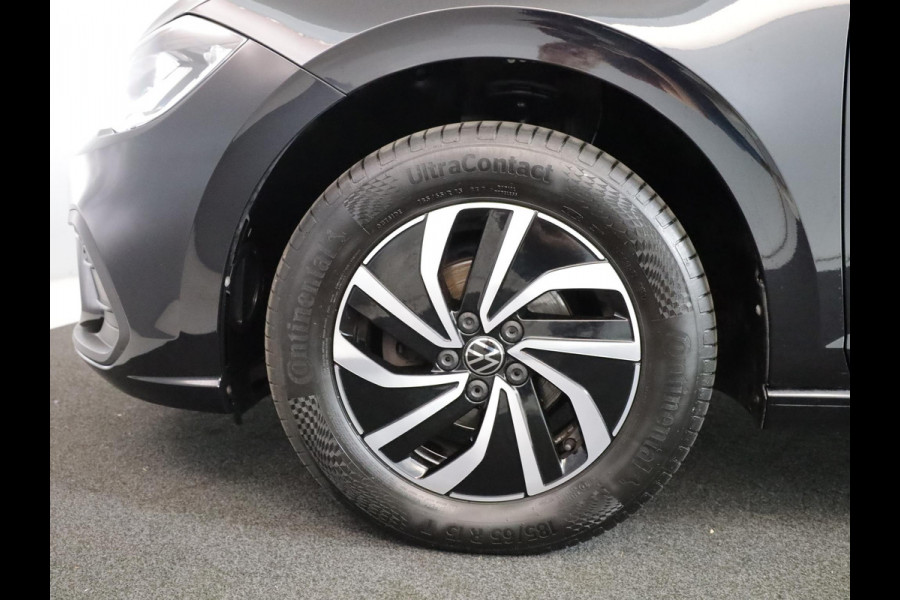 Volkswagen Polo 1.0 TSI Life 95 pk | Navigatie via App | Parkeersensoren | Adaptieve cruise control | LED koplampen |