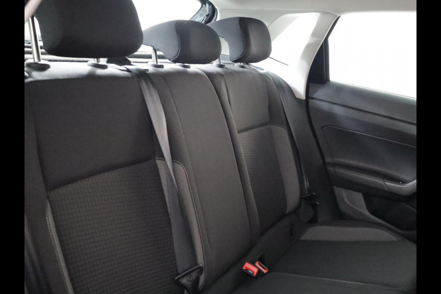 Volkswagen Polo 1.0 TSI Life 95 pk | Navigatie via App | Parkeersensoren | Adaptieve cruise control | LED koplampen |