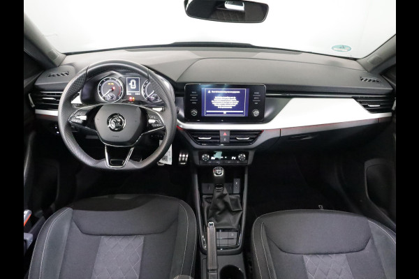 Škoda Kamiq 1.0 TSI Sport Business 110 pk | Navigatie via App | Parkeersensoren achter | Autom. airco | Apple Carplay/Android Auto | LED koplampen |