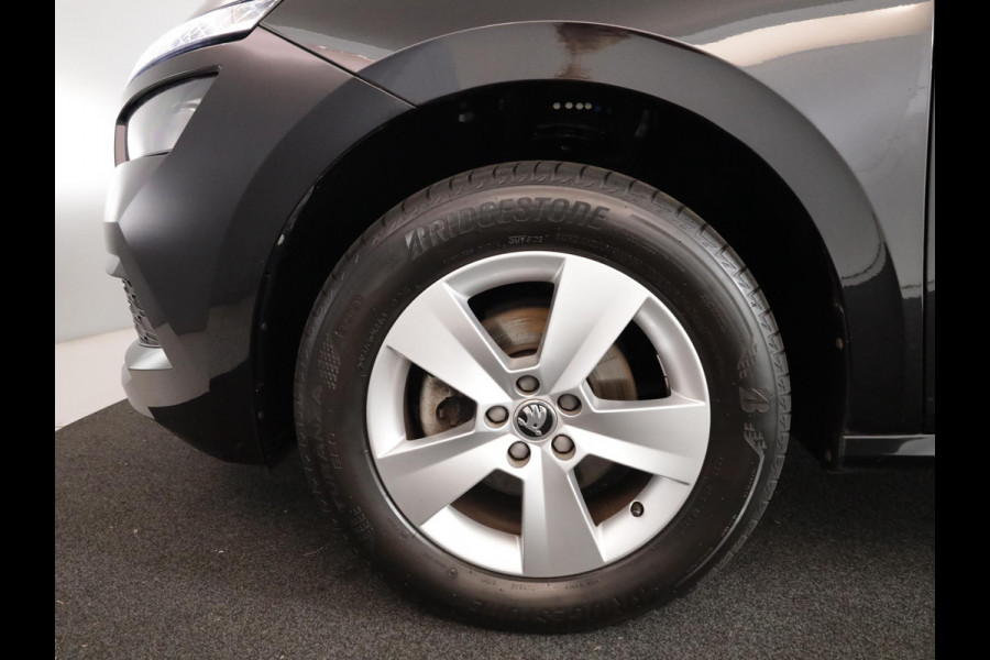 Škoda Kamiq 1.0 TSI Sport Business 110 pk | Navigatie via App | Parkeersensoren achter | Autom. airco | Apple Carplay/Android Auto | LED koplampen |