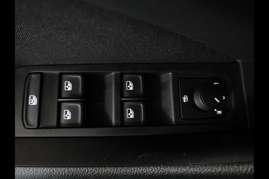 Škoda Kamiq 1.0 TSI Sport Business 110 pk | Navigatie via App | Parkeersensoren achter | Autom. airco | Apple Carplay/Android Auto | LED koplampen |