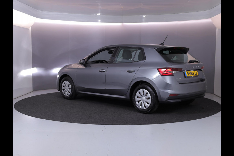 Škoda Fabia 1.0 TSI Ambition 95 pk | Navigatie via App | Parkeersensoren achter | Cruise control | LED koplampen | Apple Carplay/Android Auto |